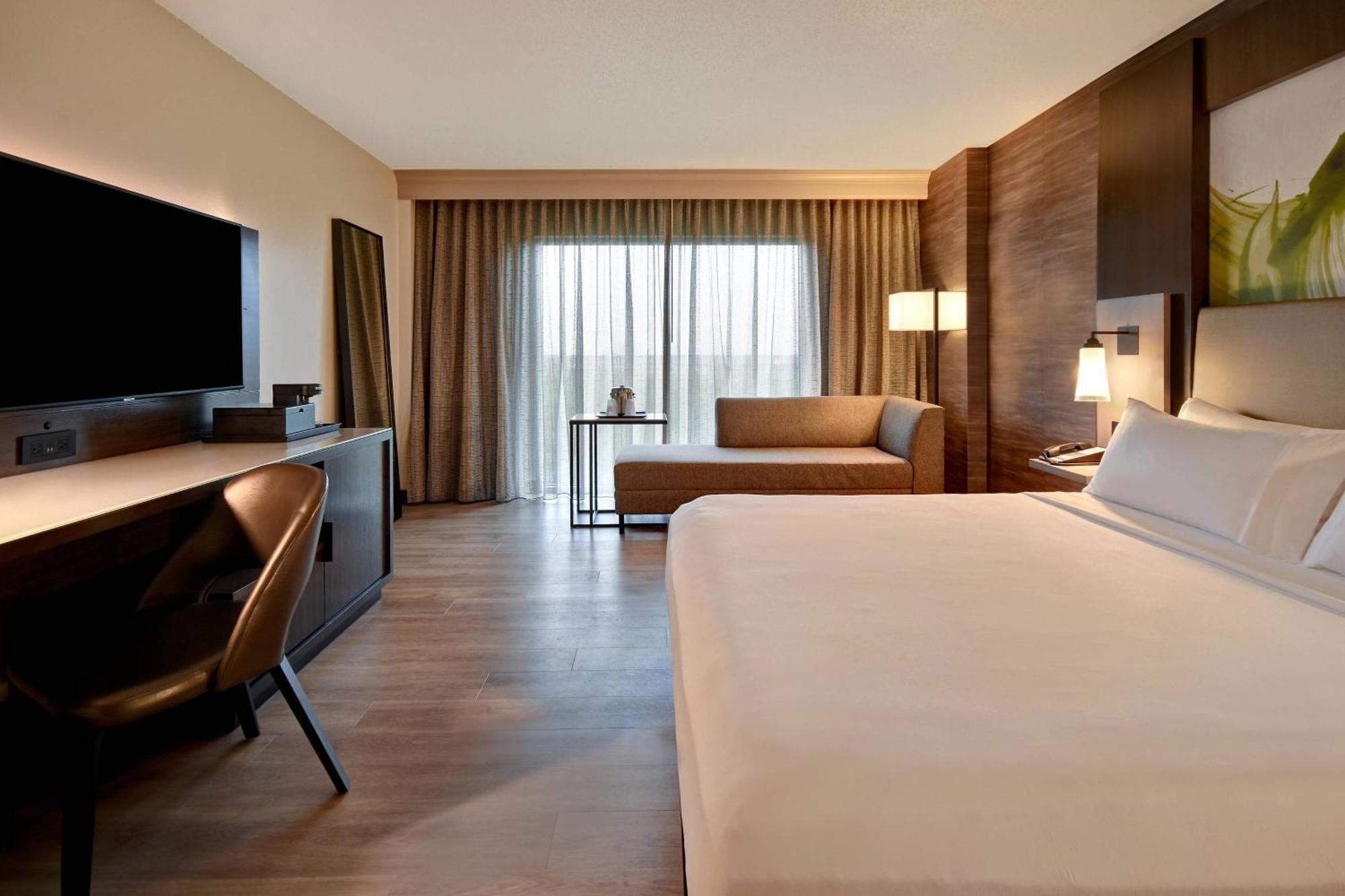 Hotel Dallas/fort Worth Marriott & Golf Club At Champions Circle Roanoke