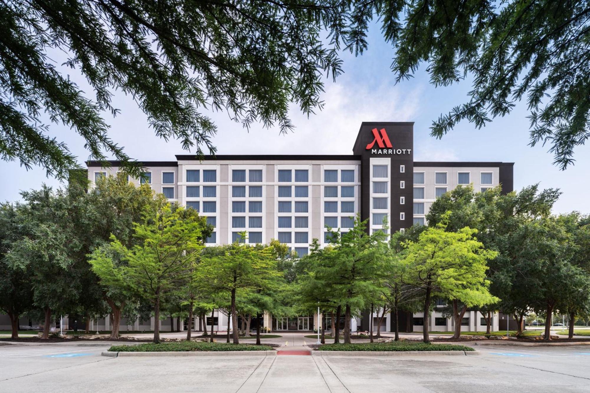 Dallas/fort Worth Marriott & Golf Club At Champions Circle